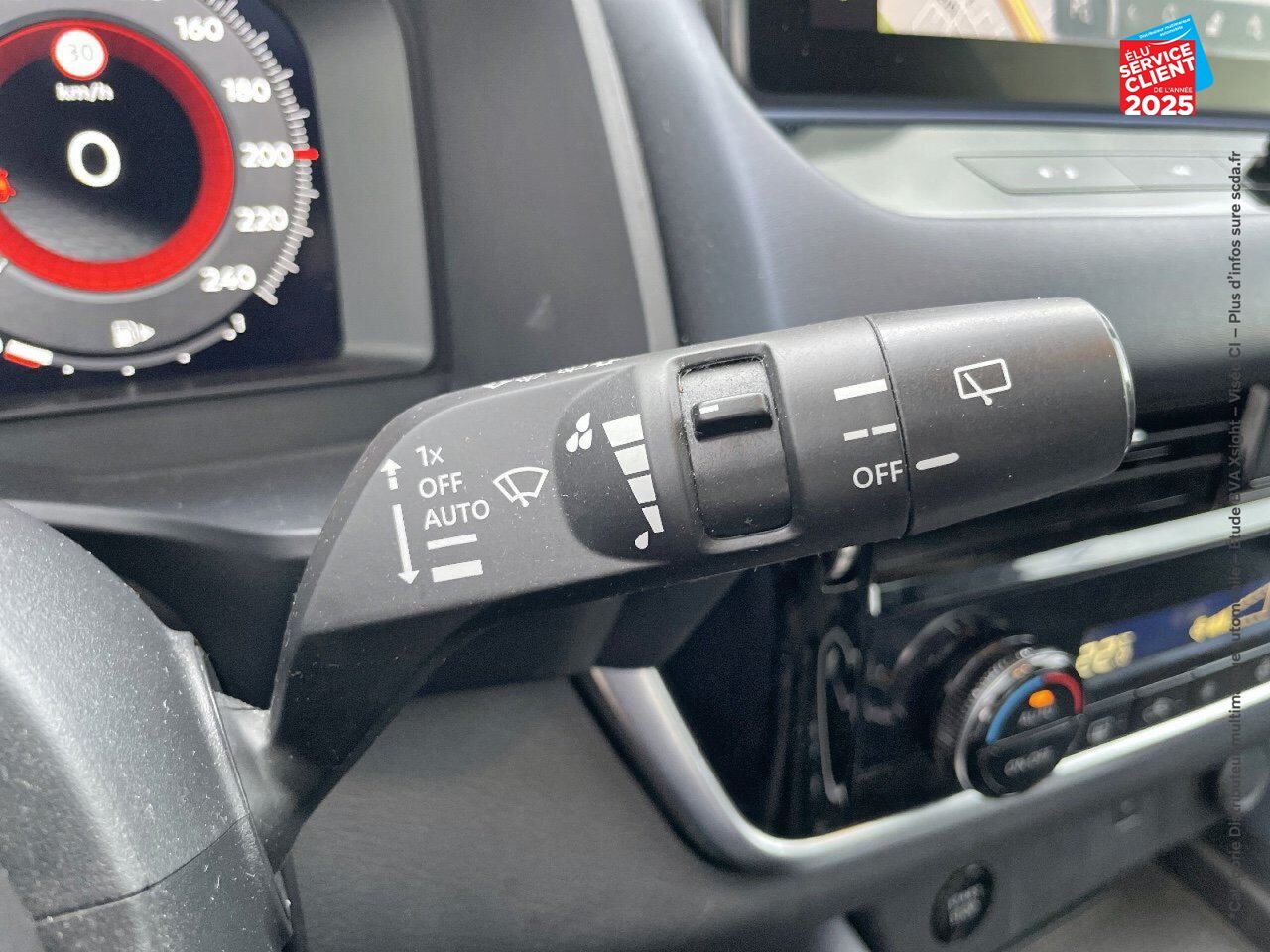 Véhicule d'occasion NISSAN QASHQAI E-POWER 190CH TEKNA 2022 TPANO GPS CAMERA chez Renault Colmar