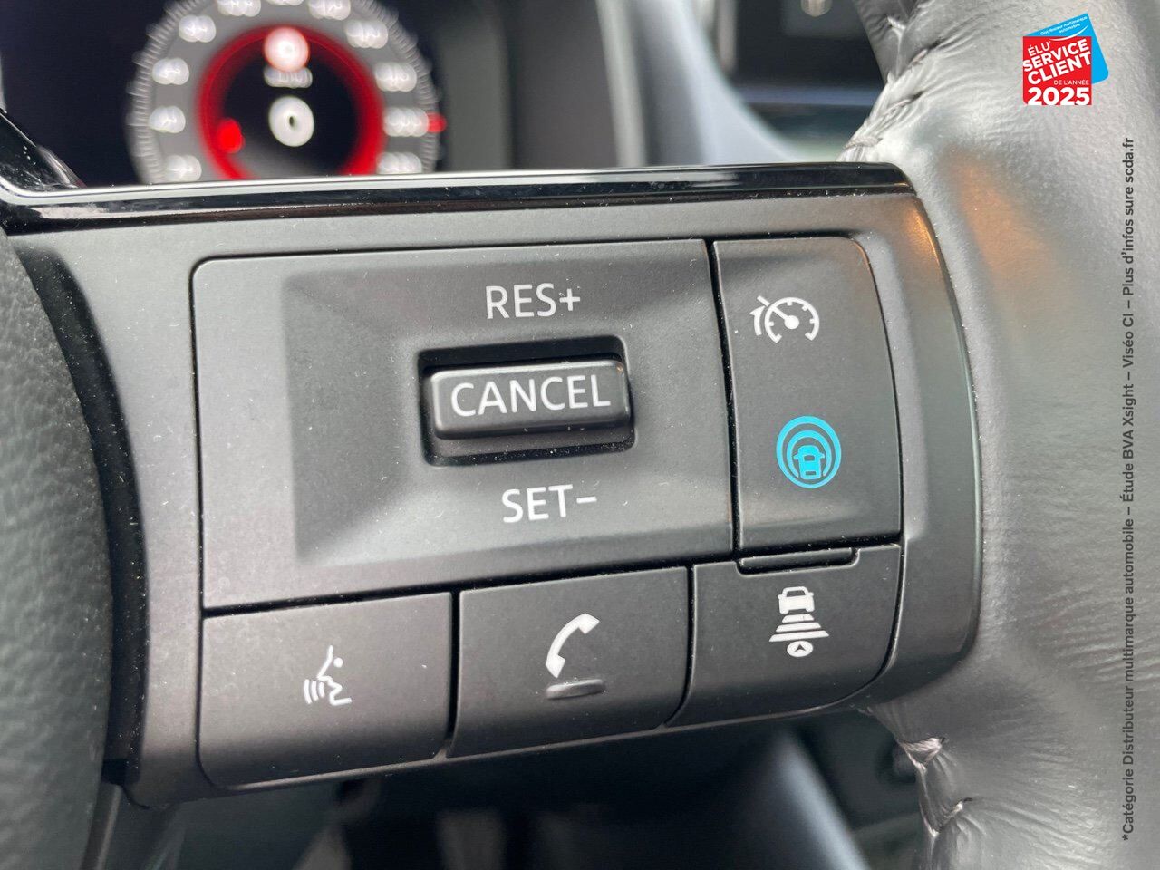 Véhicule d'occasion NISSAN QASHQAI E-POWER 190CH TEKNA 2022 TPANO GPS CAMERA chez Renault Colmar