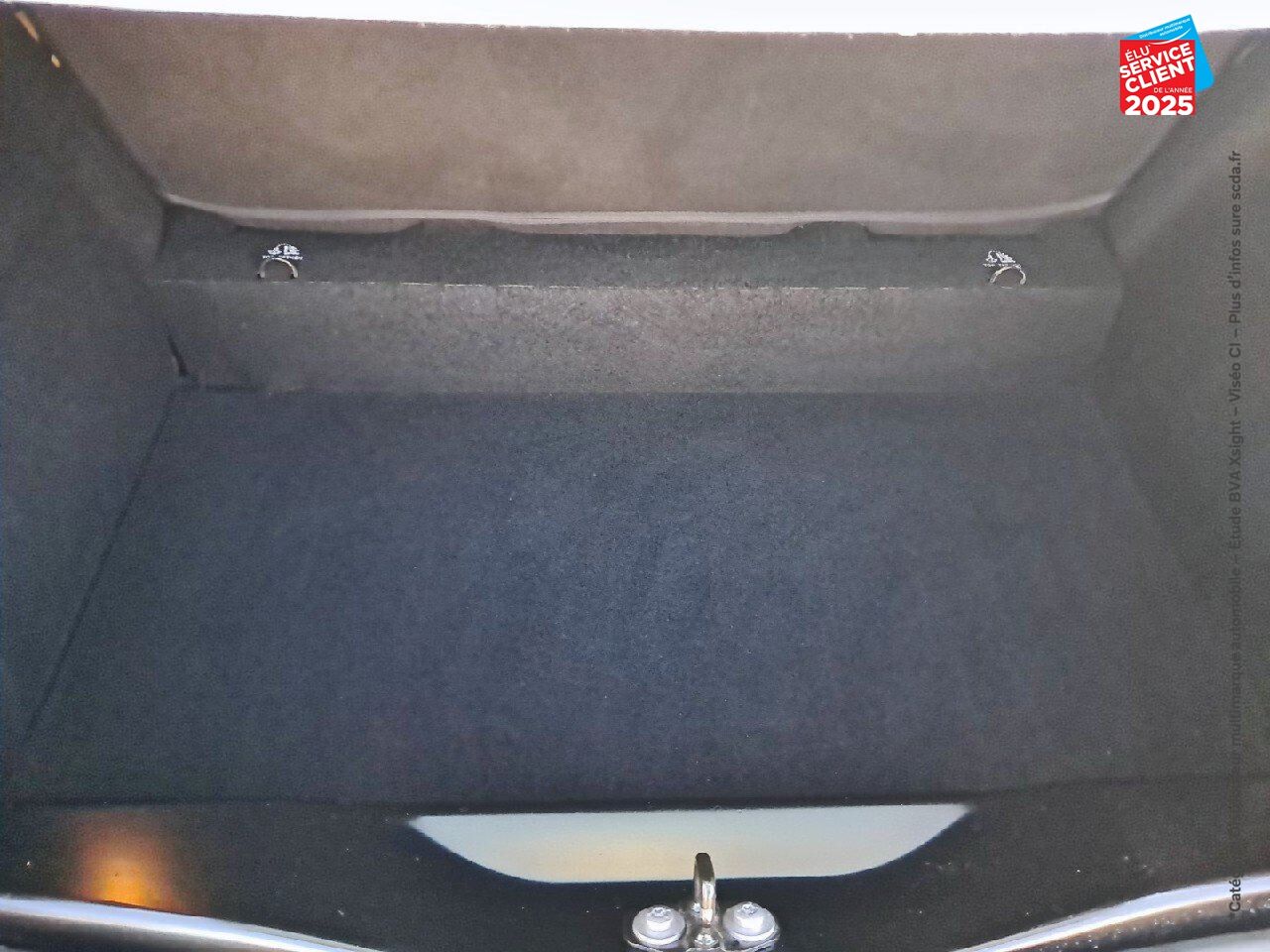 Véhicule d'occasion RENAULT ZOE ZEN CHARGE NORMALE R90 chez BMW Lons le Saunier