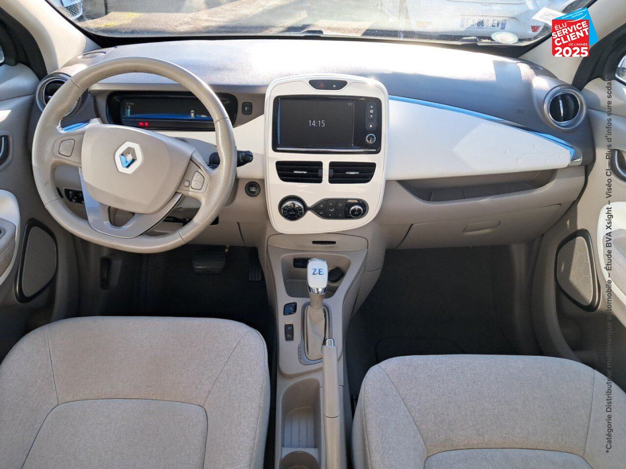 Véhicule d'occasion RENAULT ZOE ZEN CHARGE NORMALE R90 chez BMW Lons le Saunier