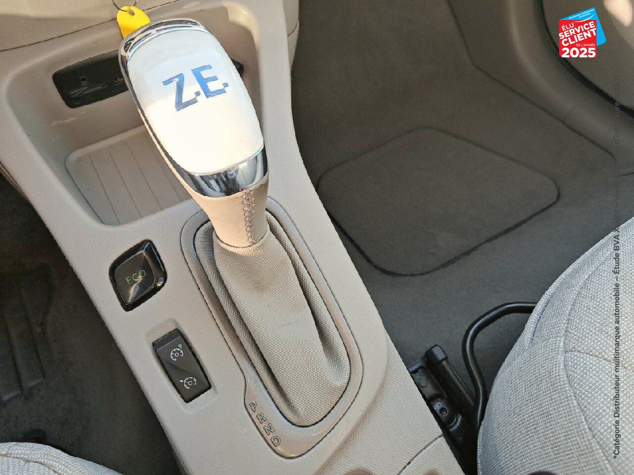 Véhicule d'occasion RENAULT ZOE ZEN CHARGE NORMALE R90 chez BMW Lons le Saunier