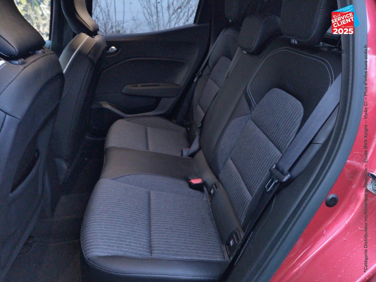 Véhicule d'occasion RENAULT CLIO 1.6 E-TECH HYBRIDE 145CH TECHNO chez Renault Colmar