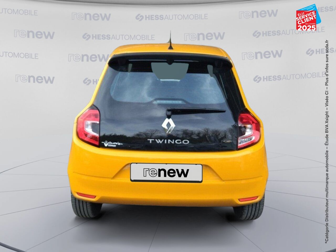 Véhicule d'occasion RENAULT TWINGO E-TECH ELECTRIC AUTHENTIC R80 ACHAT INTEGRAL chez Toyota Saint Dizier