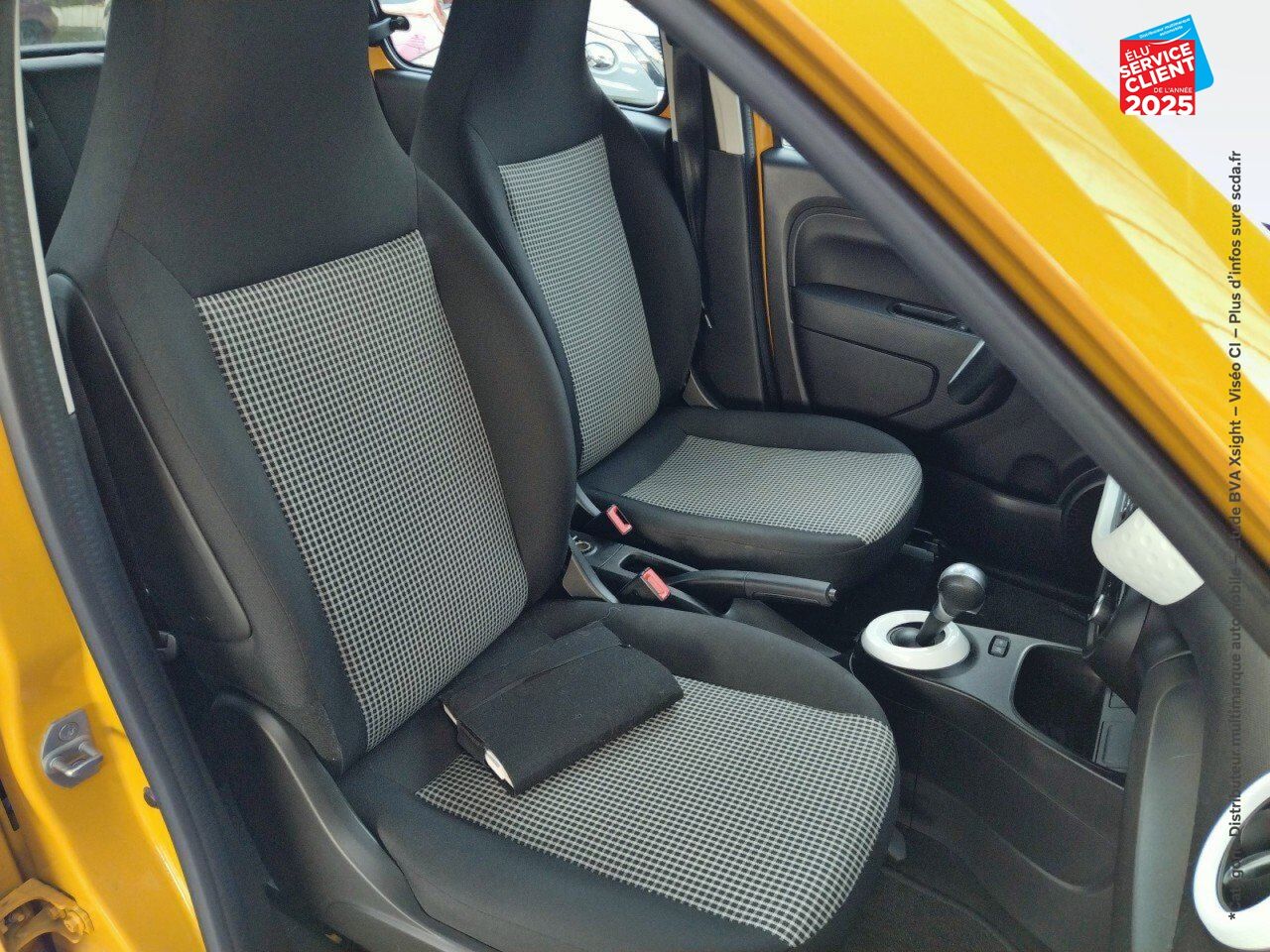 Véhicule d'occasion RENAULT TWINGO E-TECH ELECTRIC AUTHENTIC R80 ACHAT INTEGRAL chez Toyota Saint Dizier