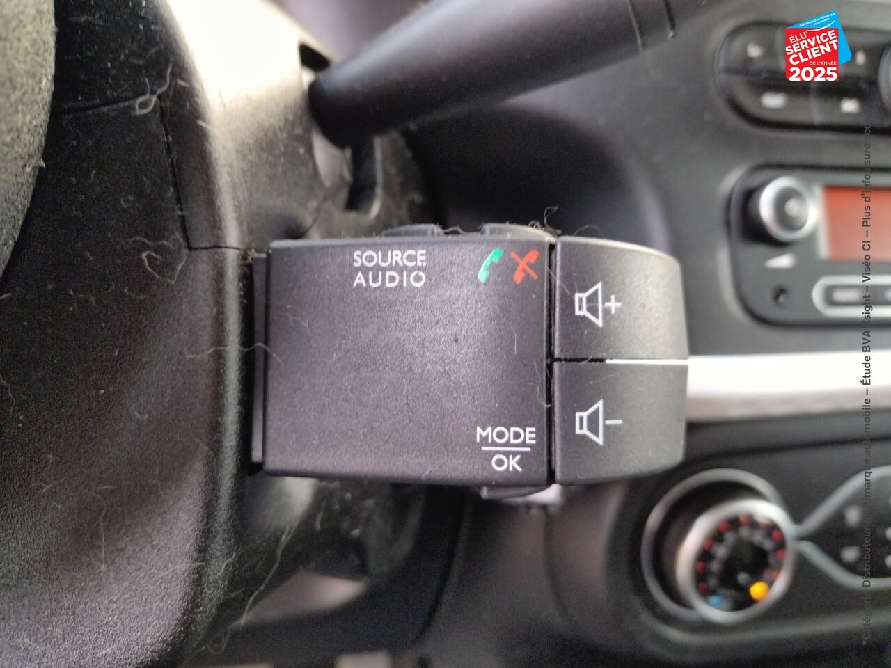 Véhicule d'occasion RENAULT TWINGO E-TECH ELECTRIC AUTHENTIC R80 ACHAT INTEGRAL chez Toyota Saint Dizier