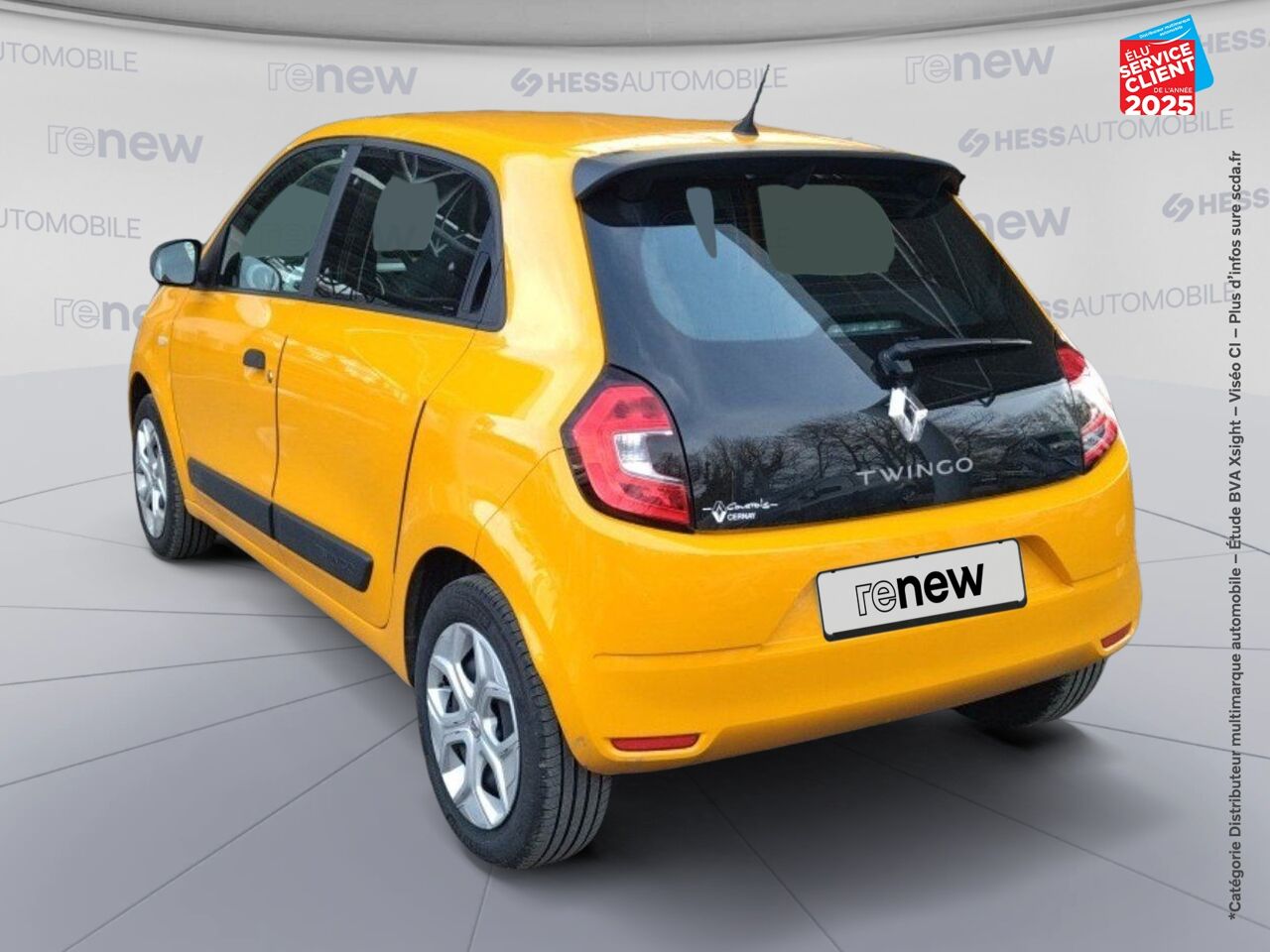 Véhicule d'occasion RENAULT TWINGO E-TECH ELECTRIC AUTHENTIC R80 ACHAT INTEGRAL chez Toyota Saint Dizier