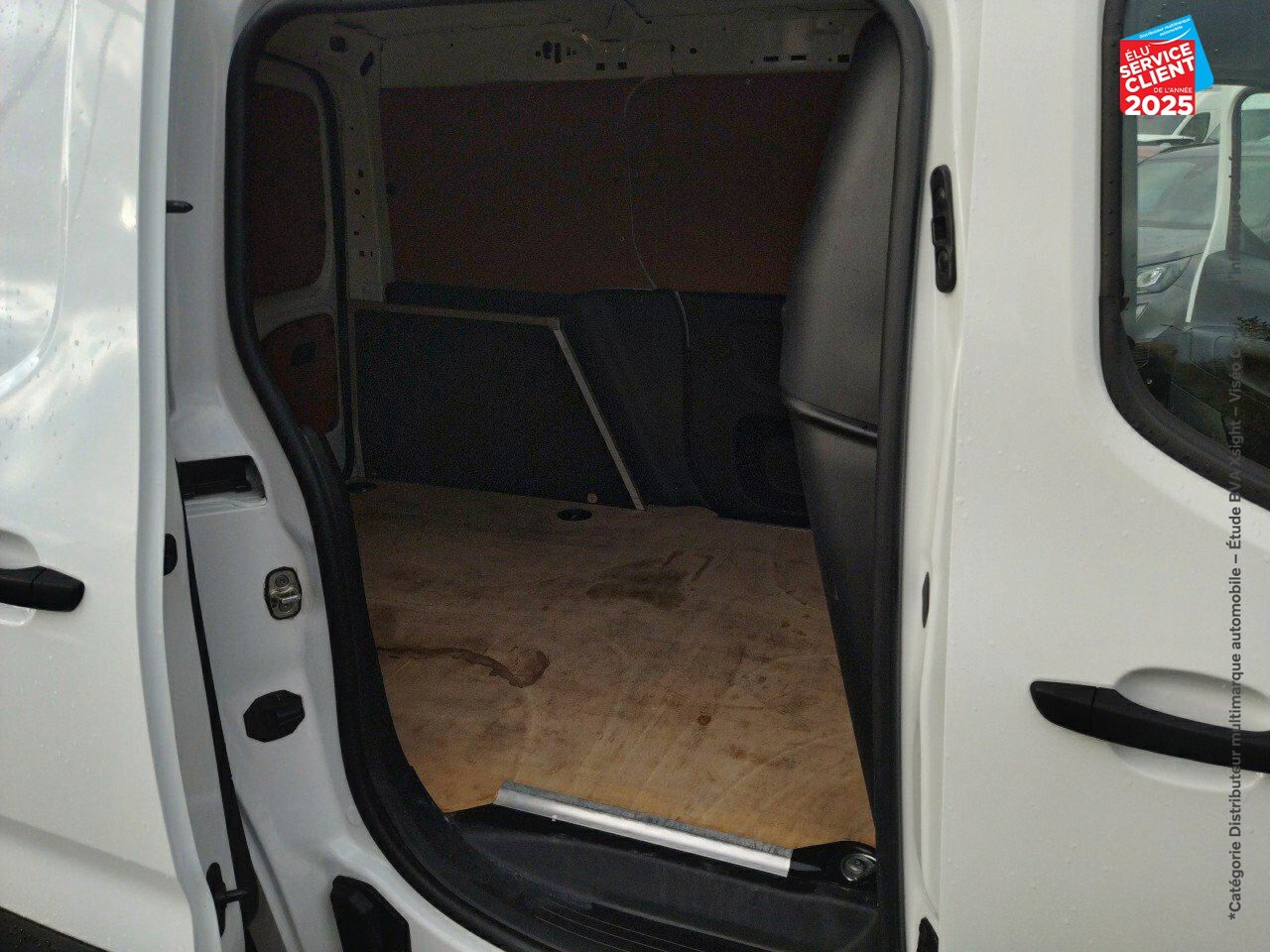 Véhicule d'occasion CITROEN BERLINGO VAN M 650KG BLUEHDI 100 SS CLUB BVM5 chez Renault Saint-Louis