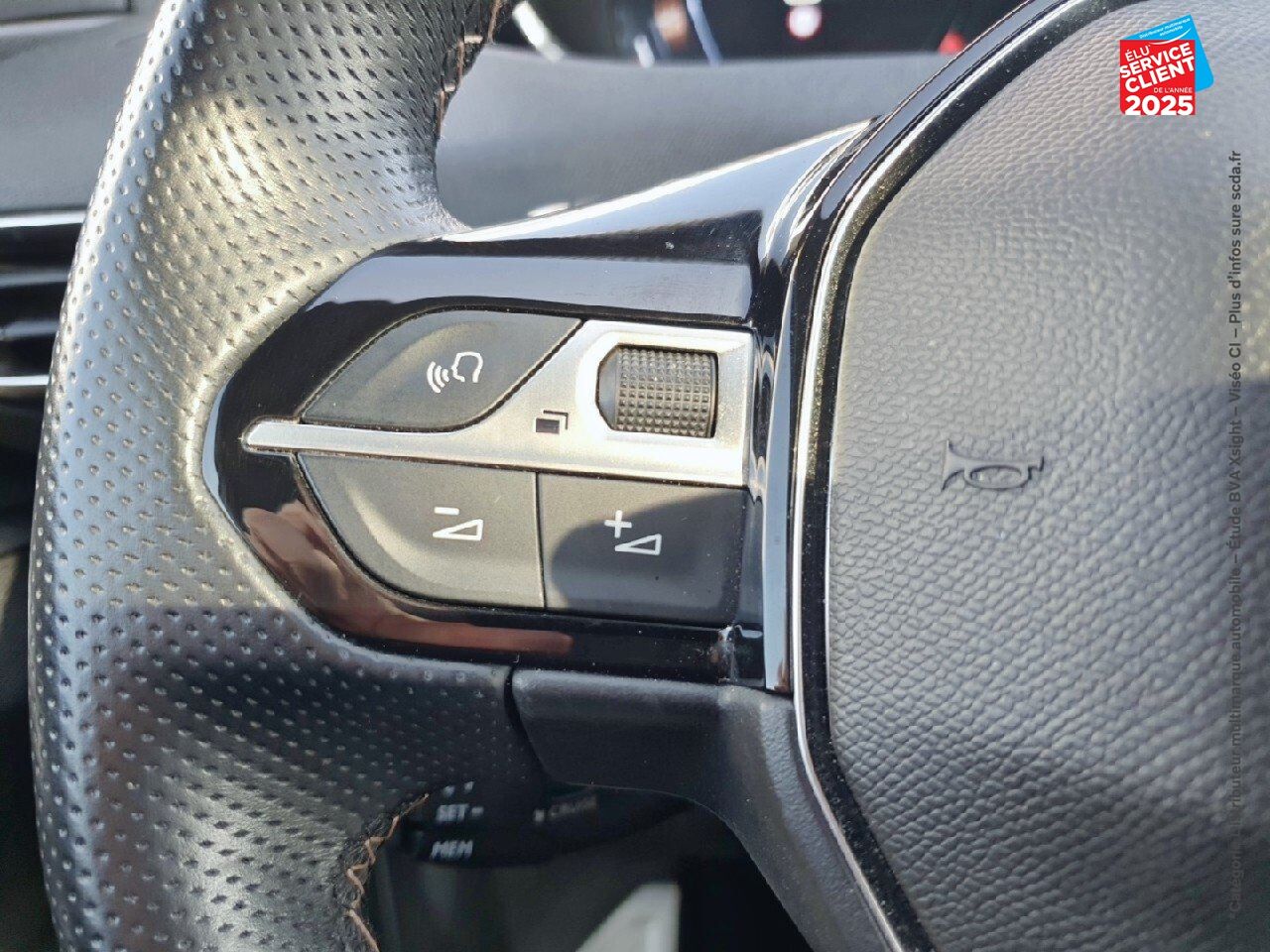 Véhicule d'occasion PEUGEOT 3008 1.2 PURETECH 130CH GT LINE SS EAT8 6CV chez Nissan Montbéliard