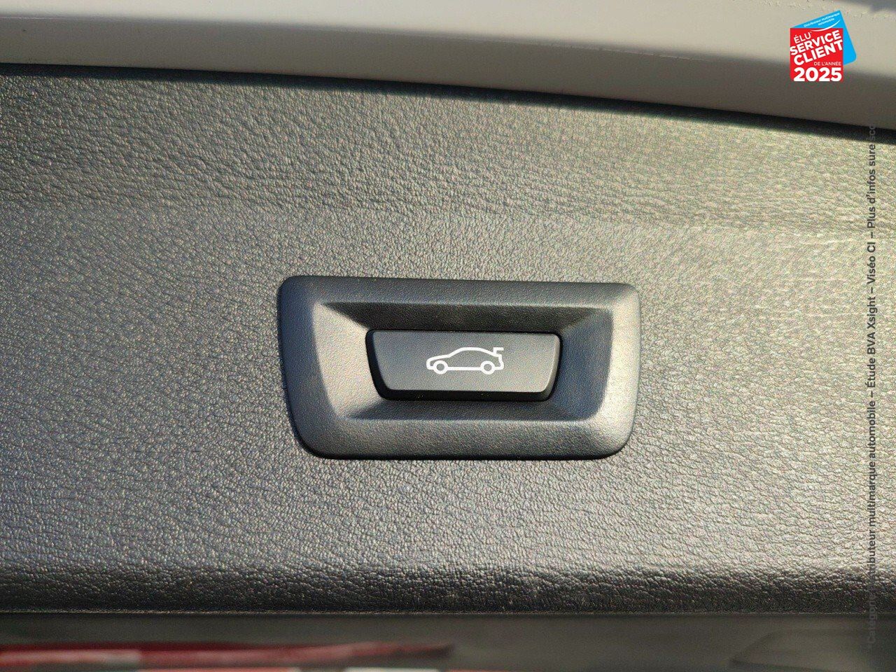 Véhicule d'occasion BMW X1 SDRIVE18I 136CH LOUNGE CAMERA chez BMW Dole