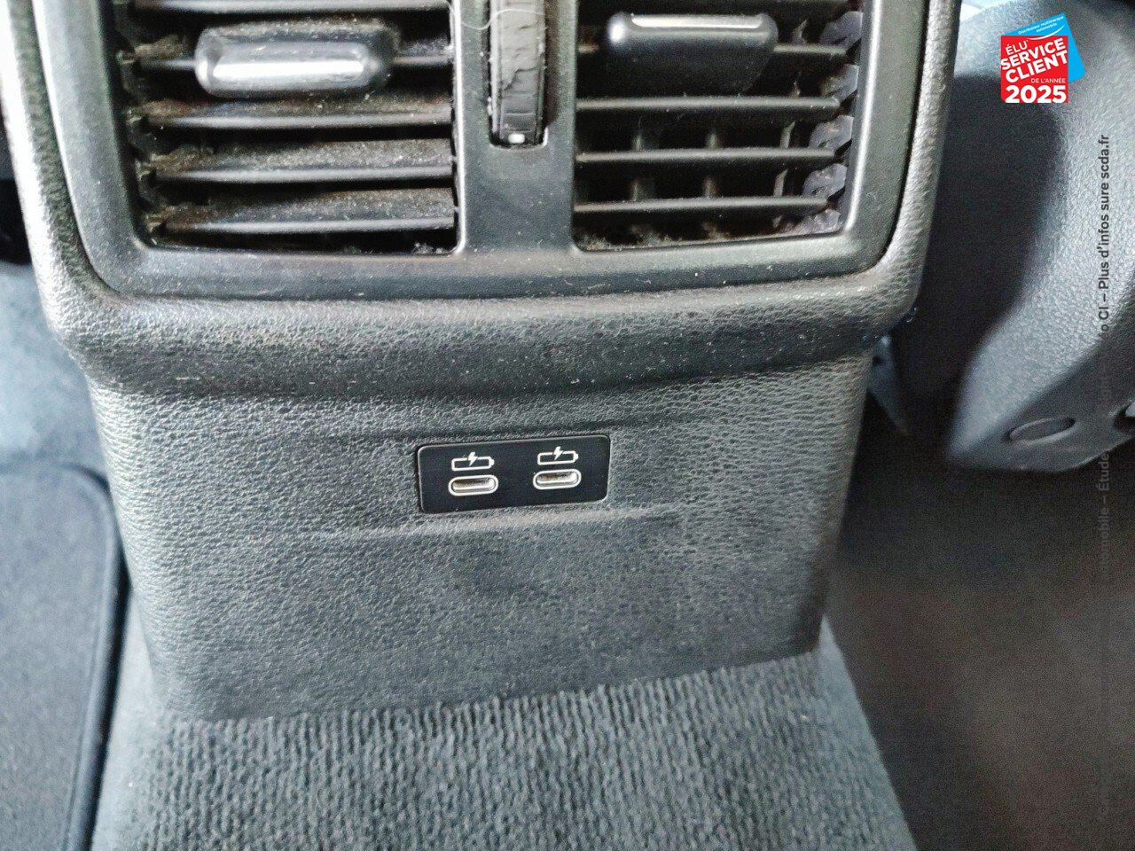 Véhicule d'occasion BMW X1 SDRIVE18I 136CH LOUNGE CAMERA chez BMW Dole