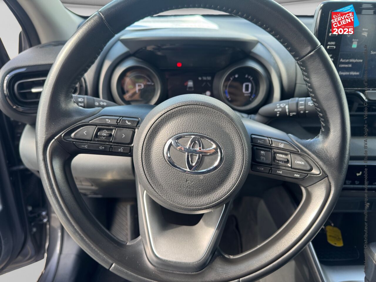 Véhicule d'occasion TOYOTA YARIS 116H DESIGN 5P MY22 chez Toyota Verdun
