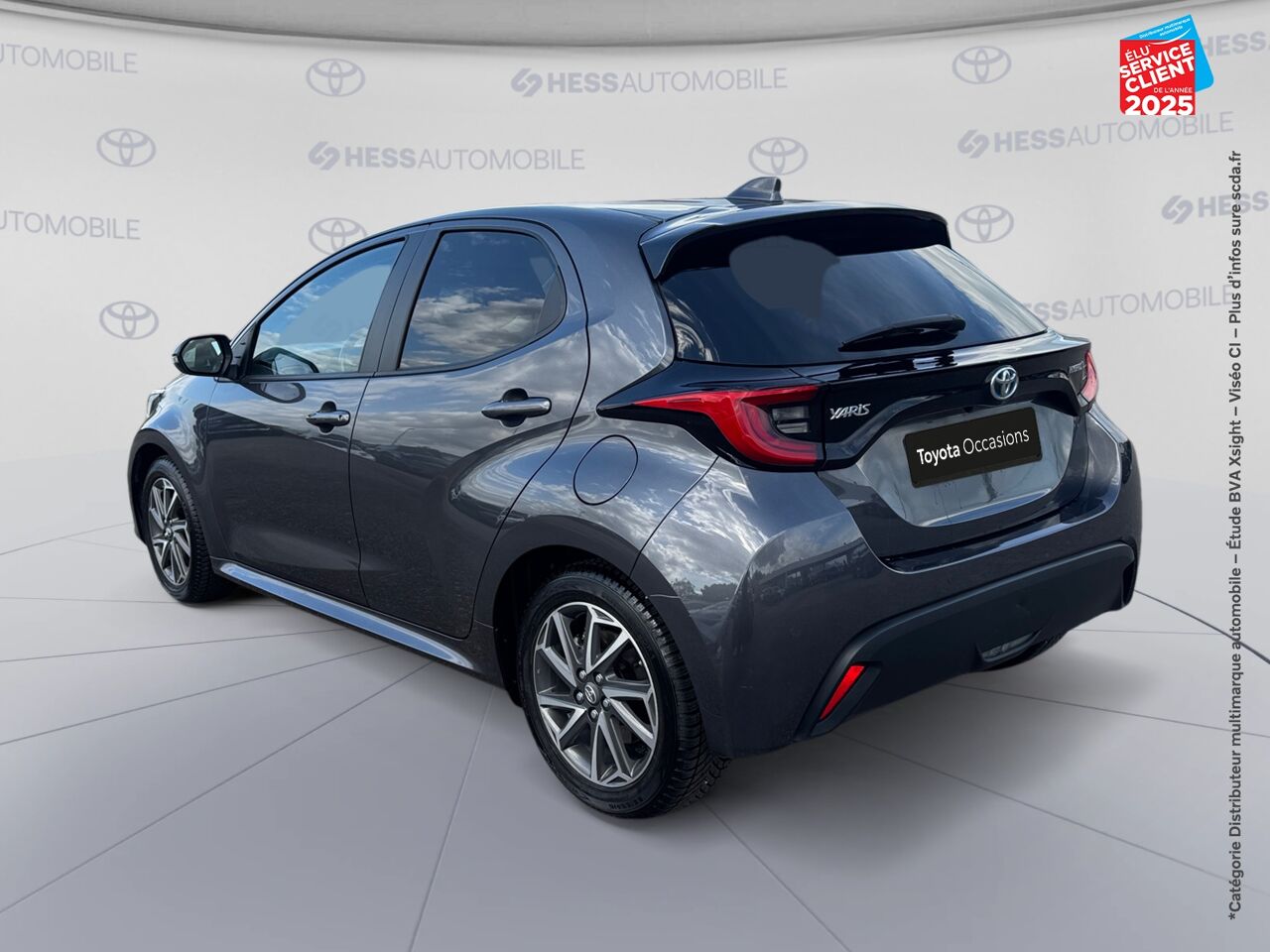 Véhicule d'occasion TOYOTA YARIS 116H DESIGN 5P MY22 chez Toyota Verdun