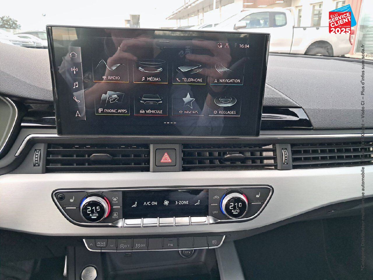 Véhicule d'occasion AUDI A5 CABRIOLET 35 TDI 163CH S LINE S TRONIC 7 chez BMW Pontarlier