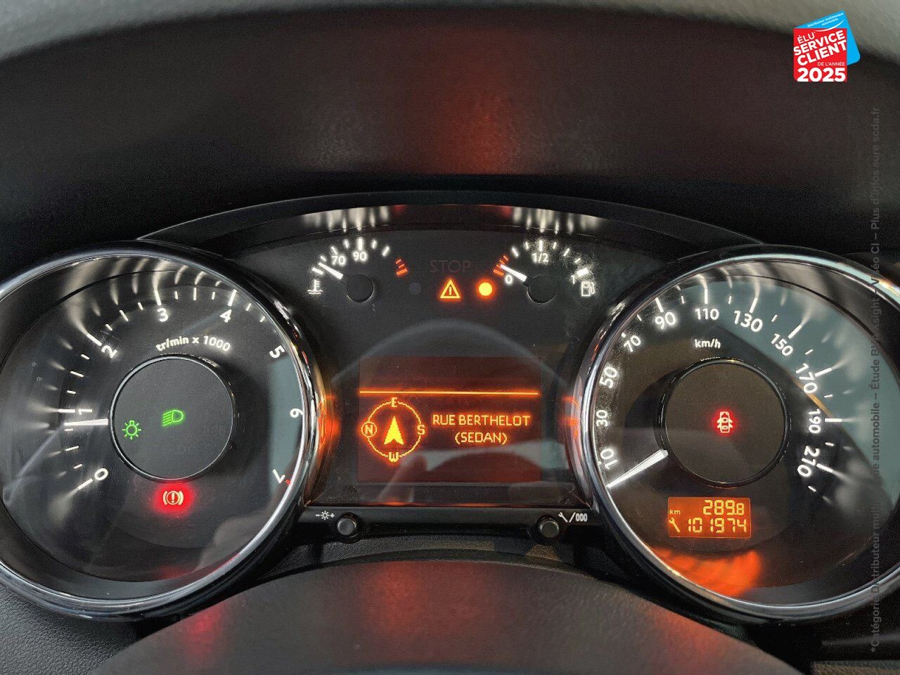 Véhicule d'occasion PEUGEOT 3008 1.2 PURETECH CROSSWAY SS chez Nissan Montbéliard