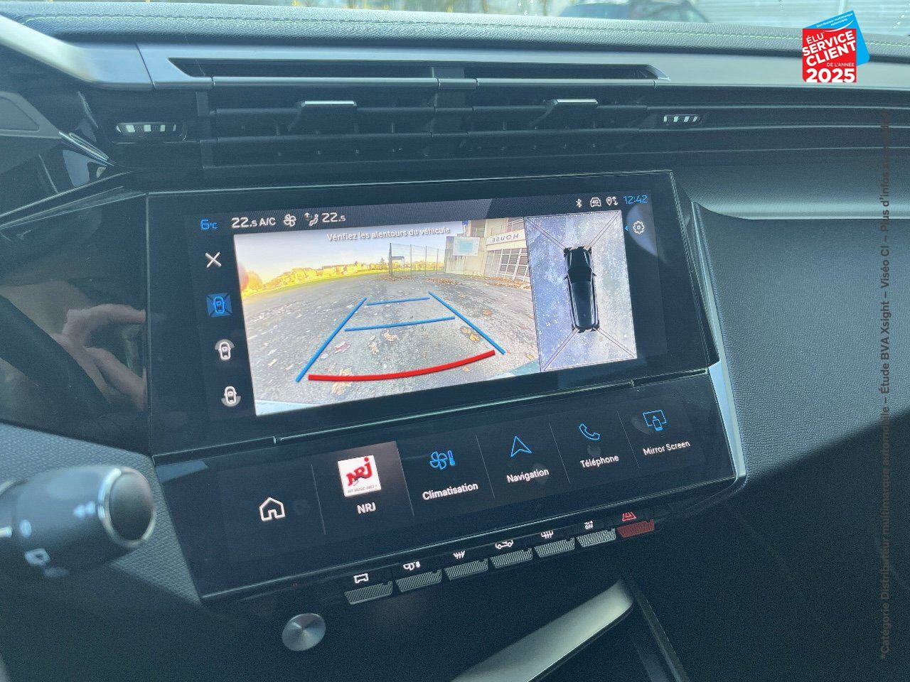 Véhicule d'occasion PEUGEOT 308 SW PHEV 180CH GT E-EAT8 chez Renault Saint-Louis