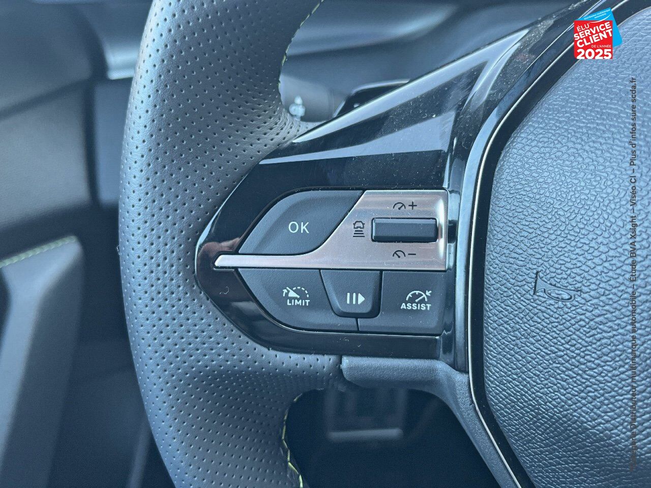 Véhicule d'occasion PEUGEOT 308 SW PHEV 180CH GT E-EAT8 chez Renault Saint-Louis