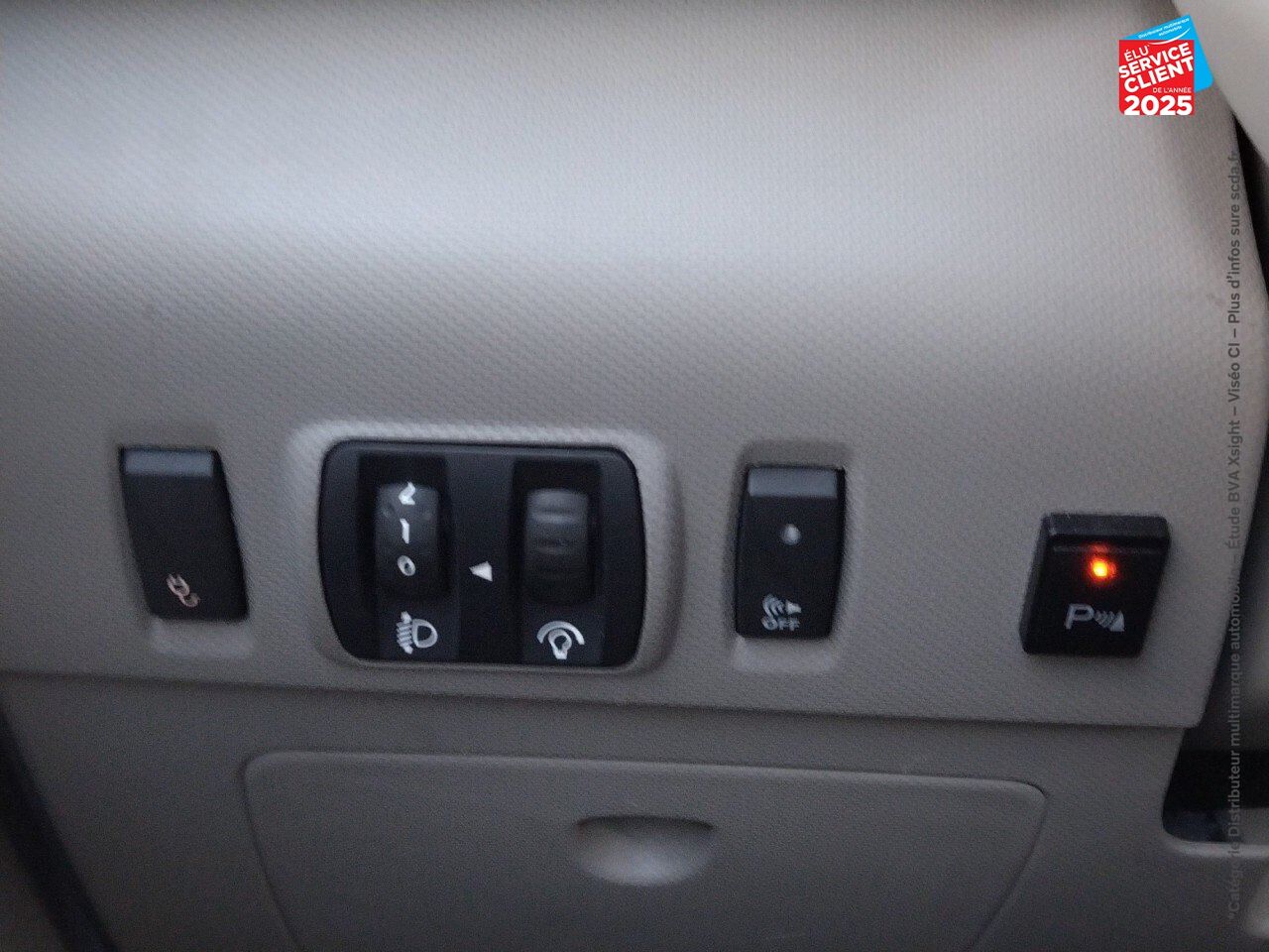 Véhicule d'occasion RENAULT ZOE LIFE CHARGE NORMALE R90 MY19 chez Dacia Mulhouse