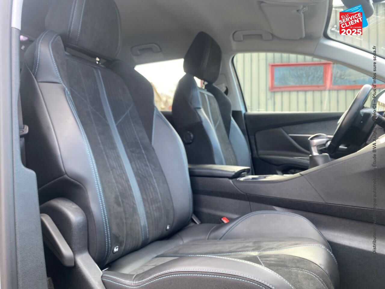 Véhicule d'occasion PEUGEOT 3008 1.2 PURETECH 130CH CROSSWAY SS chez Renault Colmar