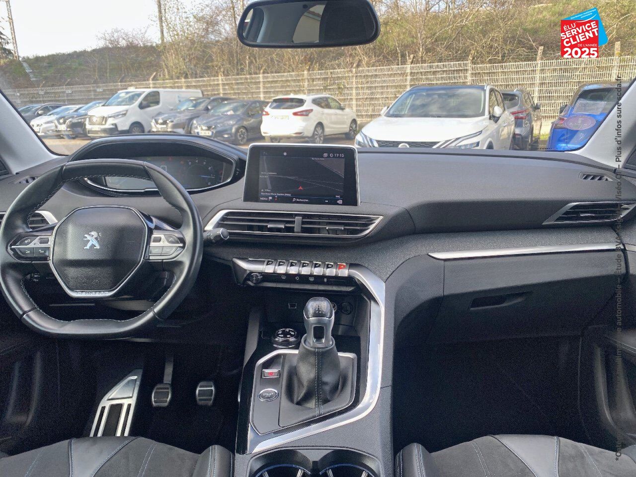 Véhicule d'occasion PEUGEOT 3008 1.2 PURETECH 130CH CROSSWAY SS chez Renault Colmar
