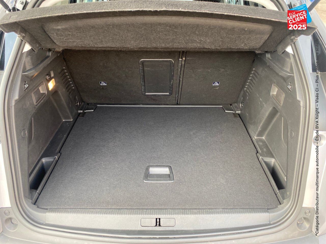 Véhicule d'occasion PEUGEOT 3008 1.2 PURETECH 130CH CROSSWAY SS chez Renault Colmar