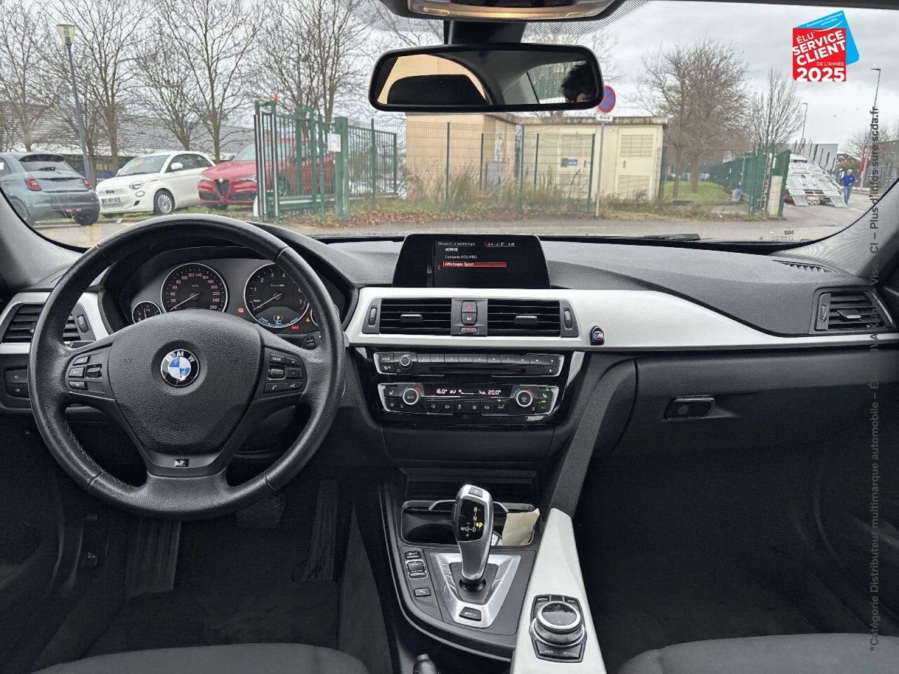 Véhicule d'occasion BMW SERIE 3 330EA 252CH LOUNGE SIEGES CHAUF GPS chez Renault Colmar