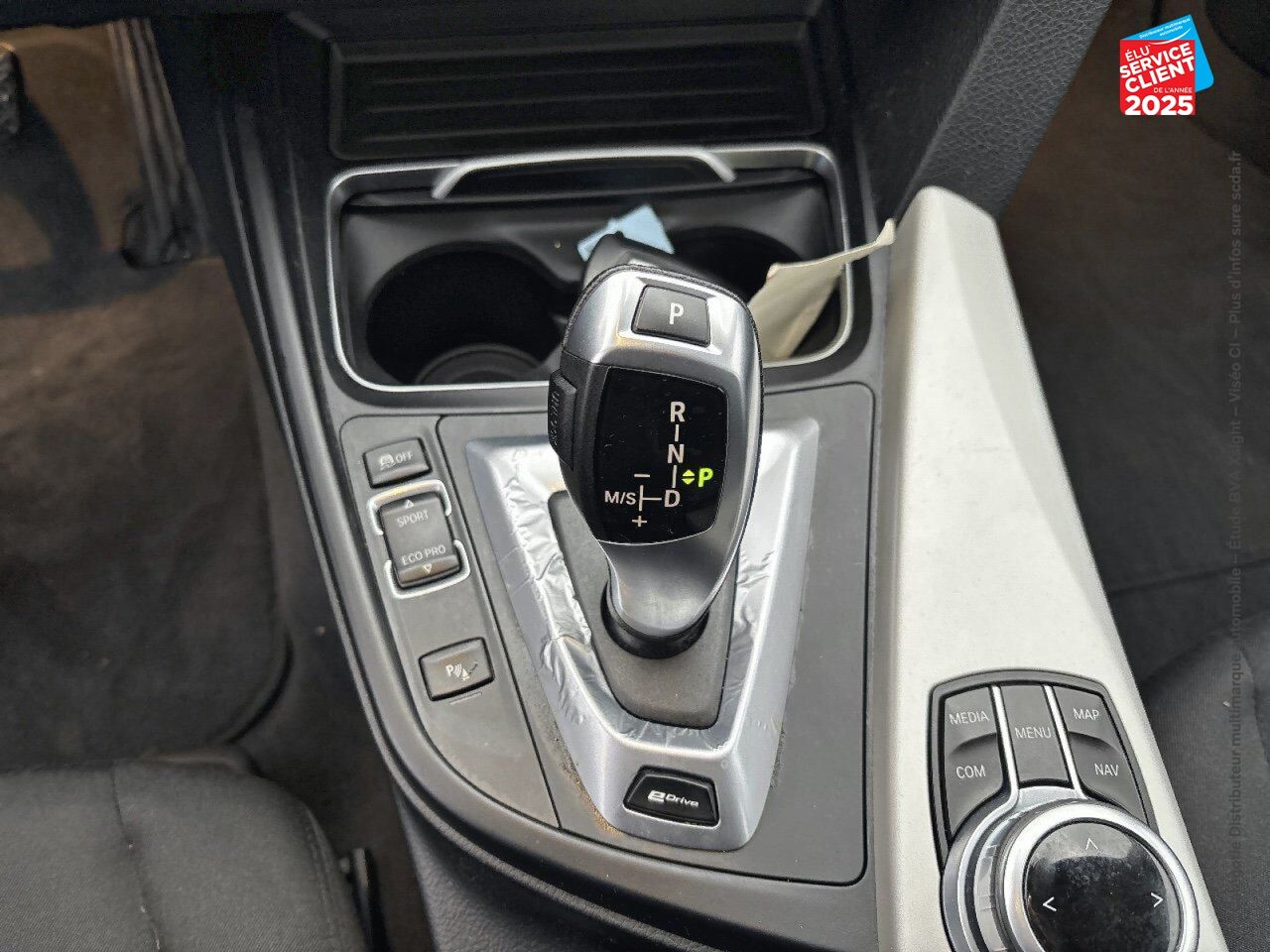 Véhicule d'occasion BMW SERIE 3 330EA 252CH LOUNGE SIEGES CHAUF GPS chez Renault Colmar