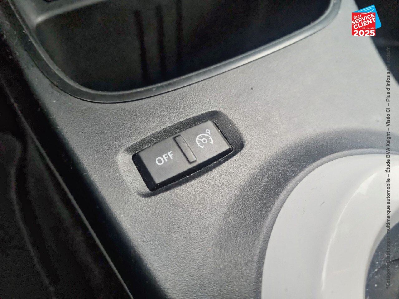 Véhicule d'occasion RENAULT TWINGO E-TECH ELECTRIC LIFE R80 ACHAT INTEGRAL - 21MY chez Opel Thionville