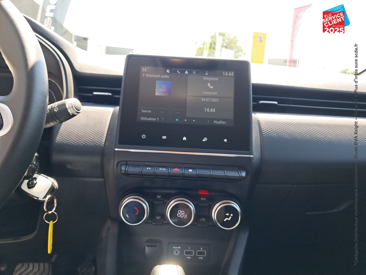 Véhicule d'occasion RENAULT CLIO 1.6 E-TECH 140CH ZEN chez Renault Sélestat