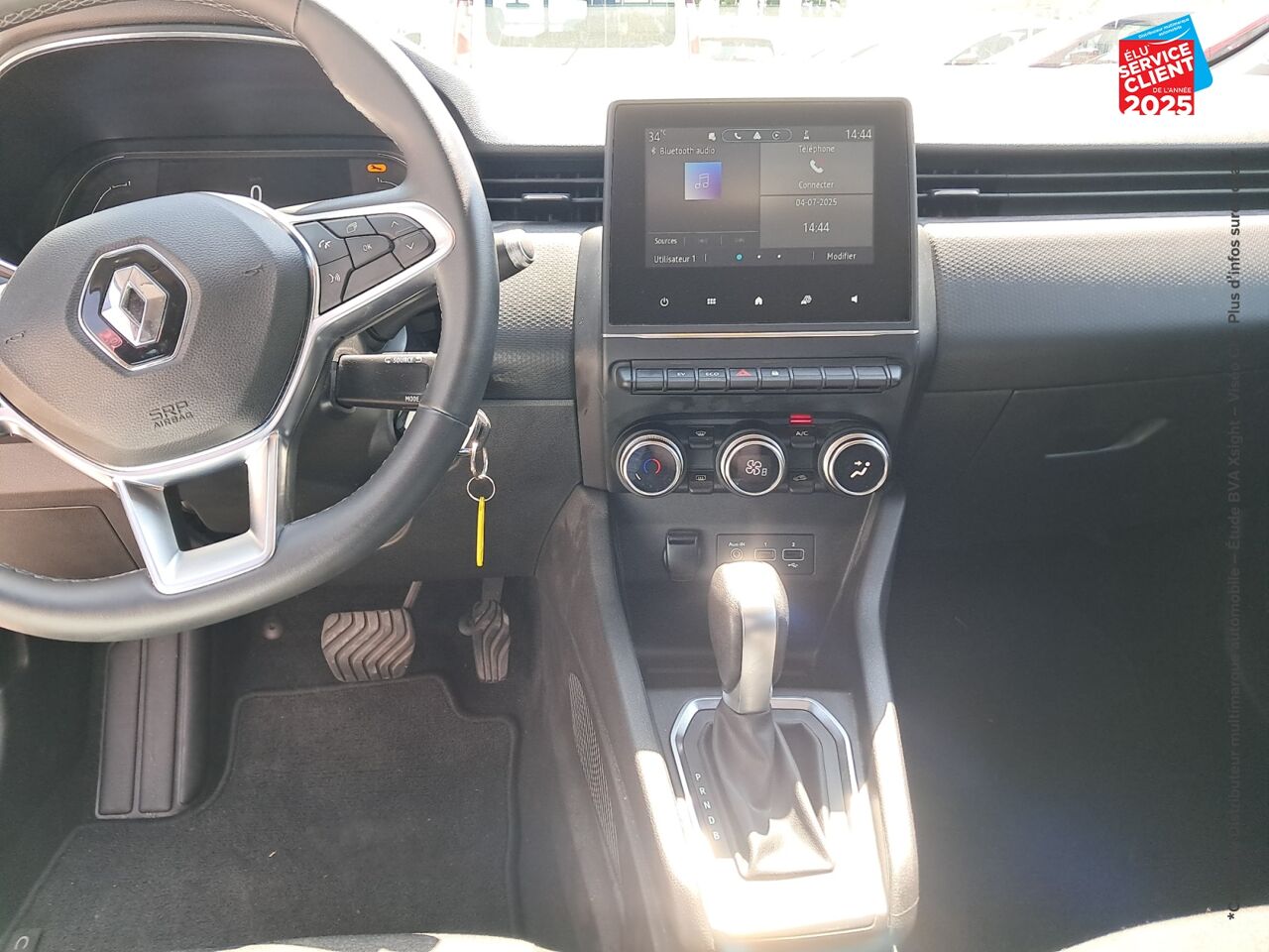 Véhicule d'occasion RENAULT CLIO 1.6 E-TECH 140CH ZEN chez Renault Sélestat
