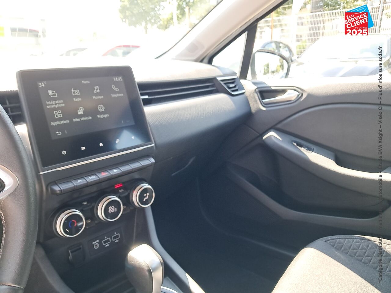 Véhicule d'occasion RENAULT CLIO 1.6 E-TECH 140CH ZEN chez Renault Sélestat