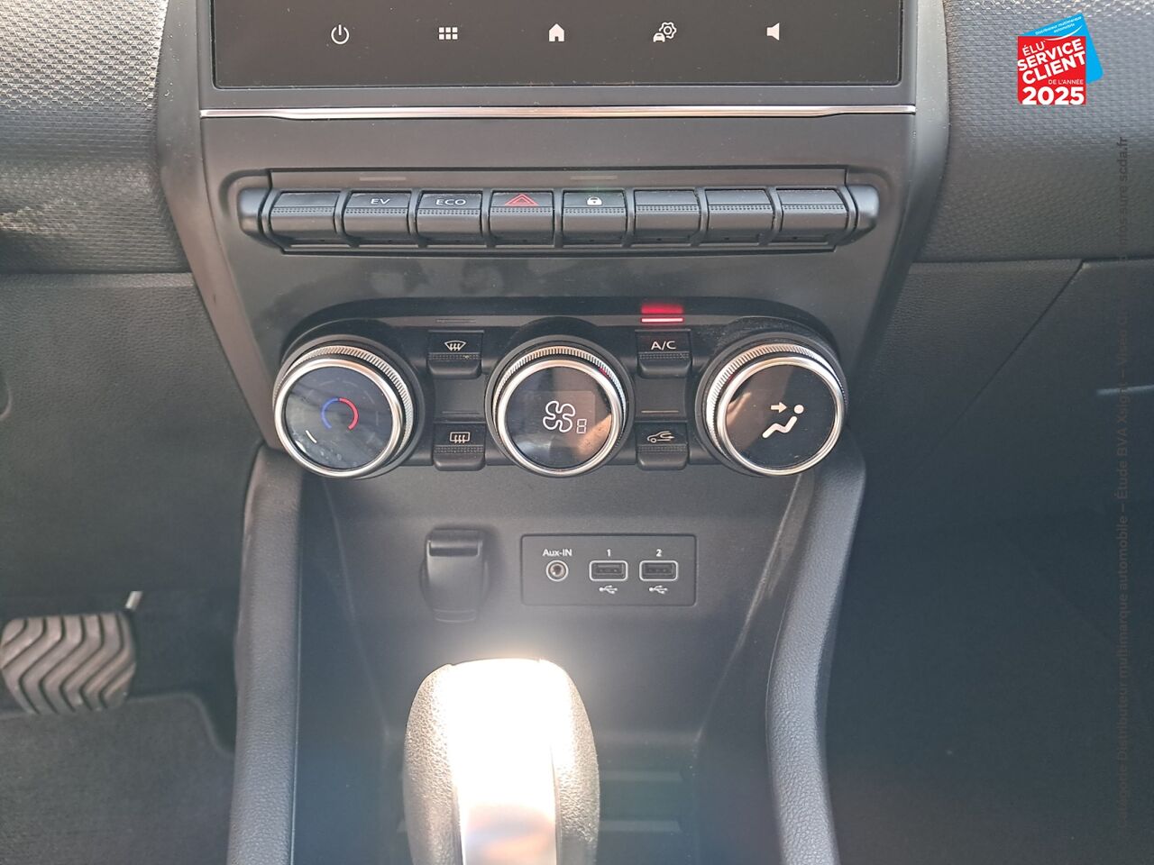 Véhicule d'occasion RENAULT CLIO 1.6 E-TECH 140CH ZEN chez Renault Sélestat