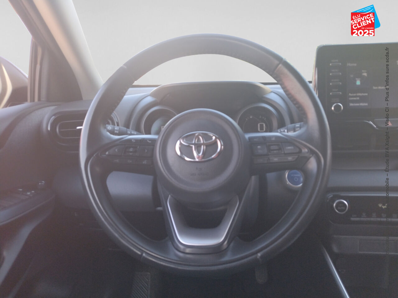 Véhicule d'occasion TOYOTA YARIS 116H DESIGN 5P MY21 chez Hyundai Epernay