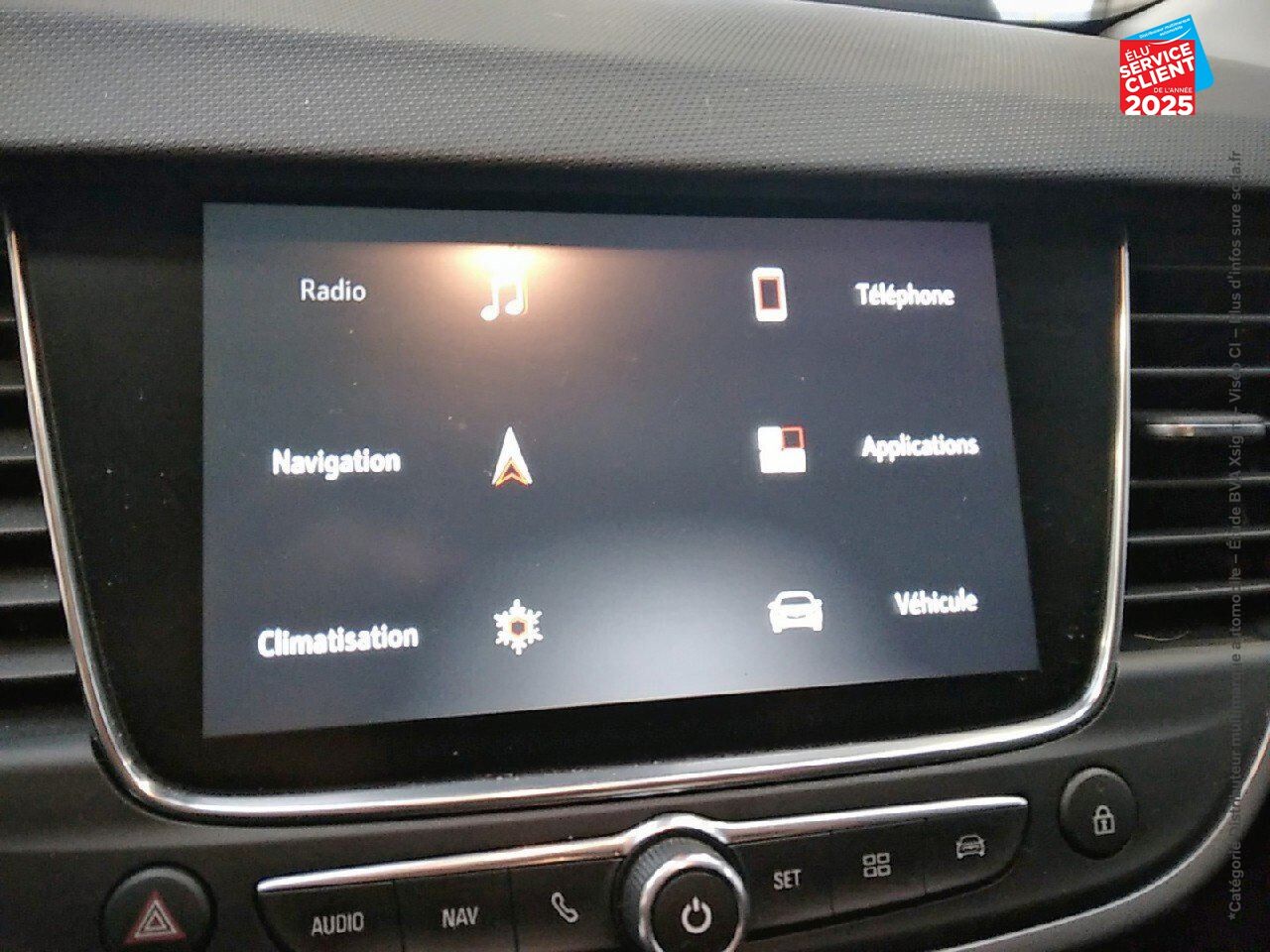 Véhicule d'occasion OPEL CROSSLAND X 1.2 TURBO 130CH OPEL 2020 EURO 6D-T GPS CAMERA CARPLAY ATTELAGE chez Toyota Bar le Duc