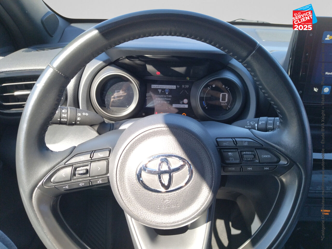 Véhicule d'occasion TOYOTA YARIS CROSS 116H DESIGN MY21 SIEGES CHAUF CAMERA chez Hyundai Epernay