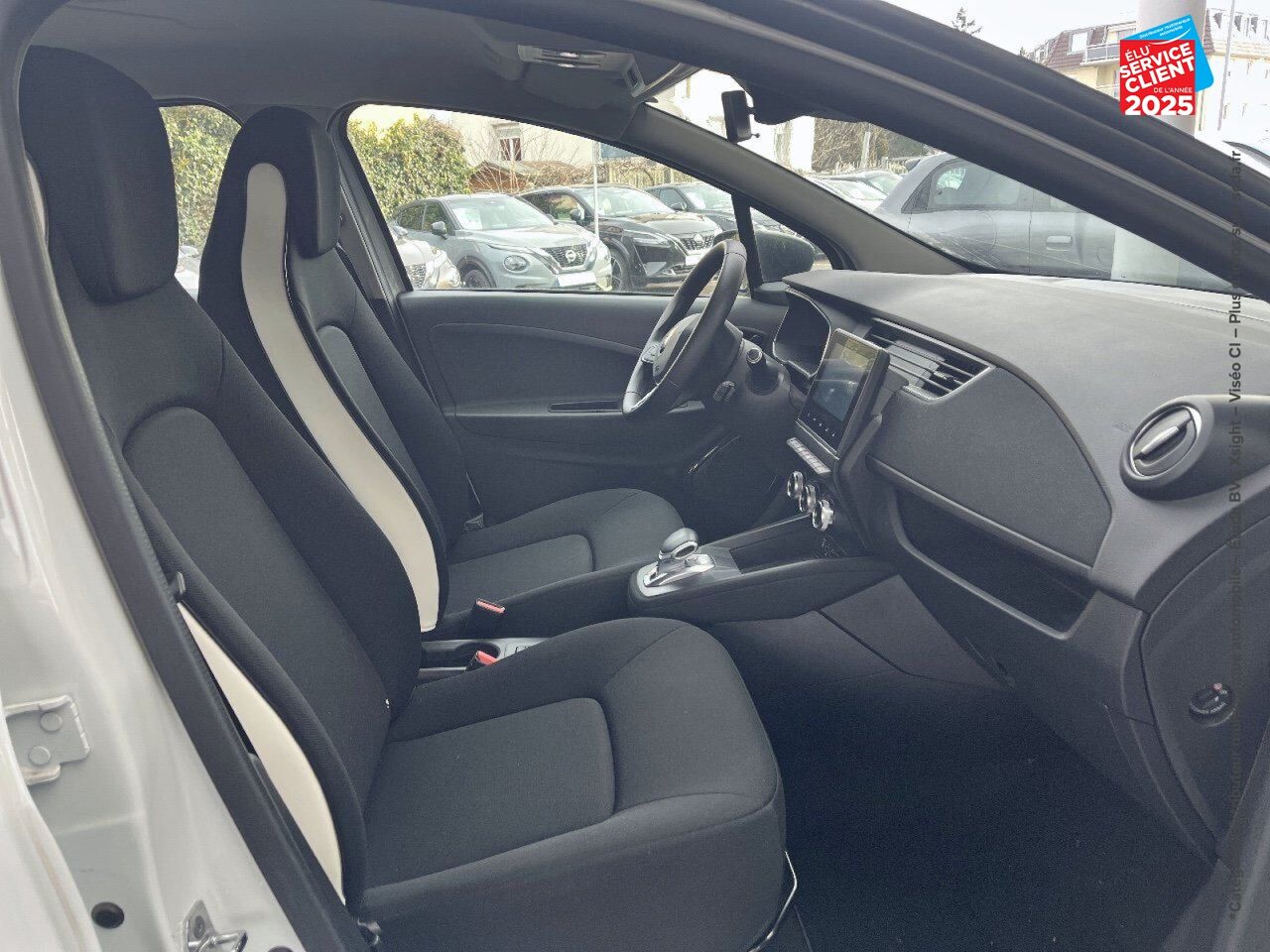 Véhicule d'occasion RENAULT ZOE LIFE CHARGE NORMALE R110 GPS chez Renault Colmar