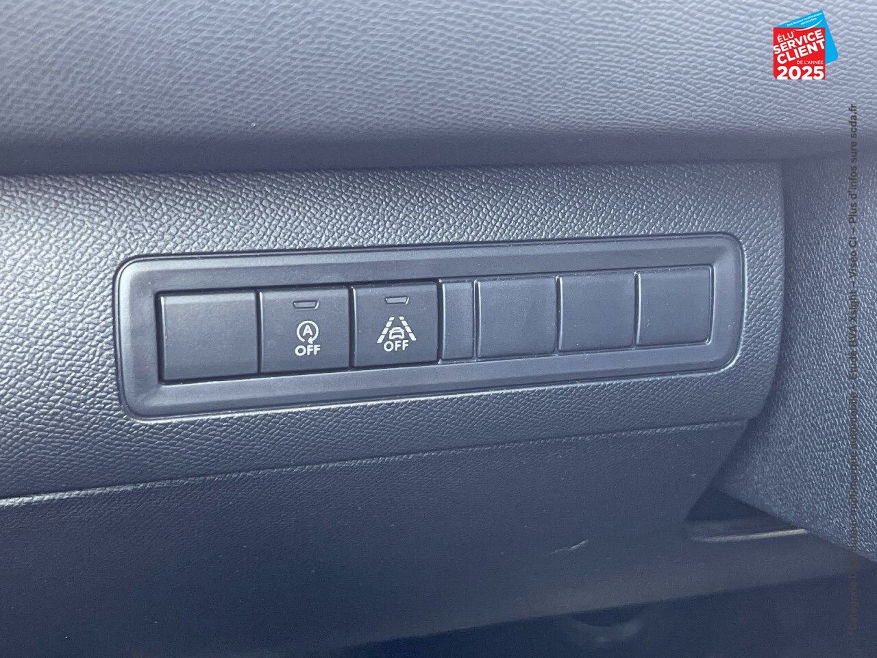 Véhicule d'occasion PEUGEOT 308 1.2 PURETECH 130CH S/S GT PACK EAT8 GPS CAMERA chez Peugeot Sedan