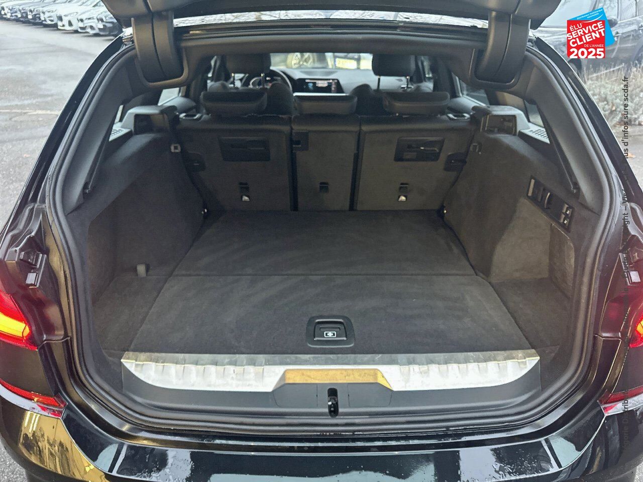 Véhicule d'occasion BMW SERIE 3 TOURING 320EA 204CH M SPORT SIEGE CHAUF CAMERA GPS chez Renault Sélestat
