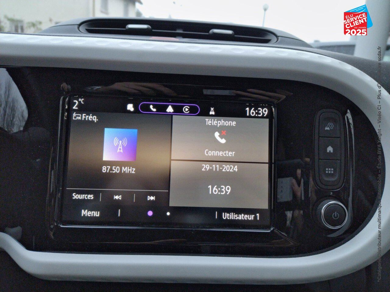 Véhicule d'occasion RENAULT TWINGO E-TECH ELECTRIC EQUILIBRE R80 ACHAT INTEGRAL chez Renault Strasbourg