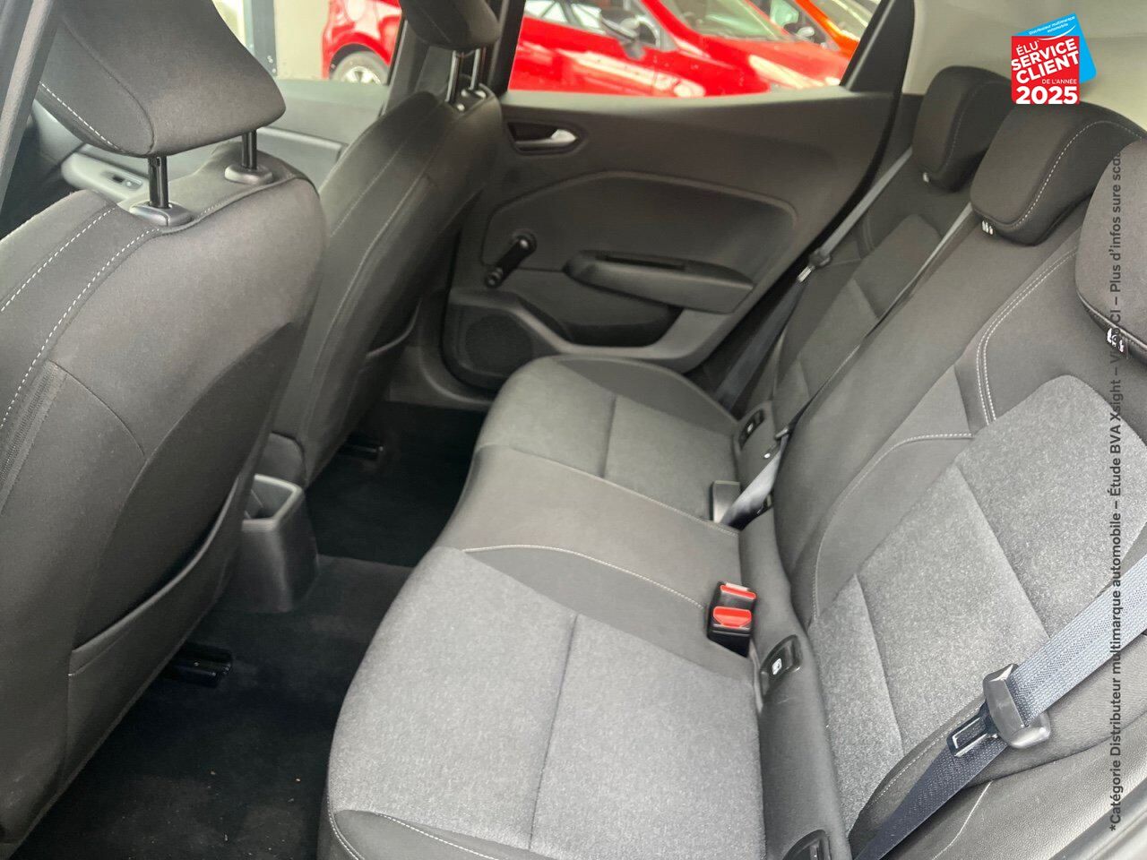 Véhicule d'occasion RENAULT CLIO 1.0 TCE 90CH BUSINESS -21N chez Renault Colmar