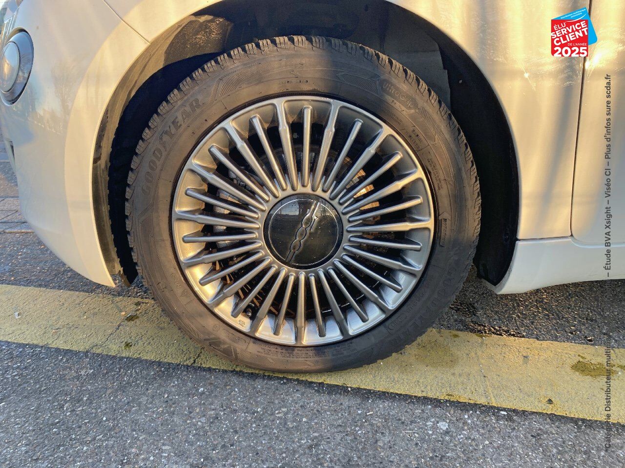 Véhicule d'occasion FIAT 500 E 118CH ICONE STEP1 2021 chez HESS Automobile