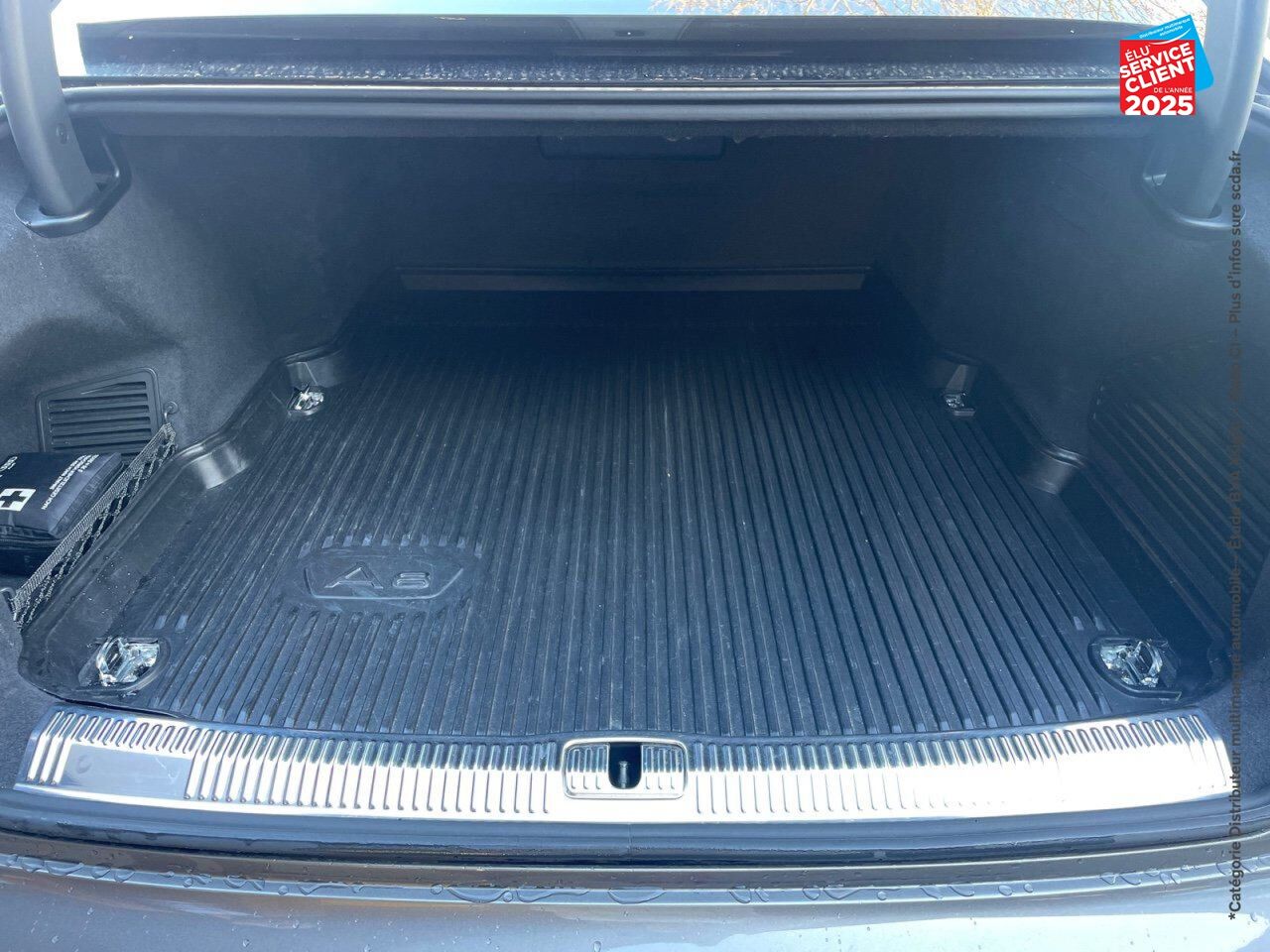Véhicule d'occasion AUDI A8 60 TFSI E 449CH AVUS EXTENDED QUATTRO TIPTRONIC 8 chez Opel Verdun
