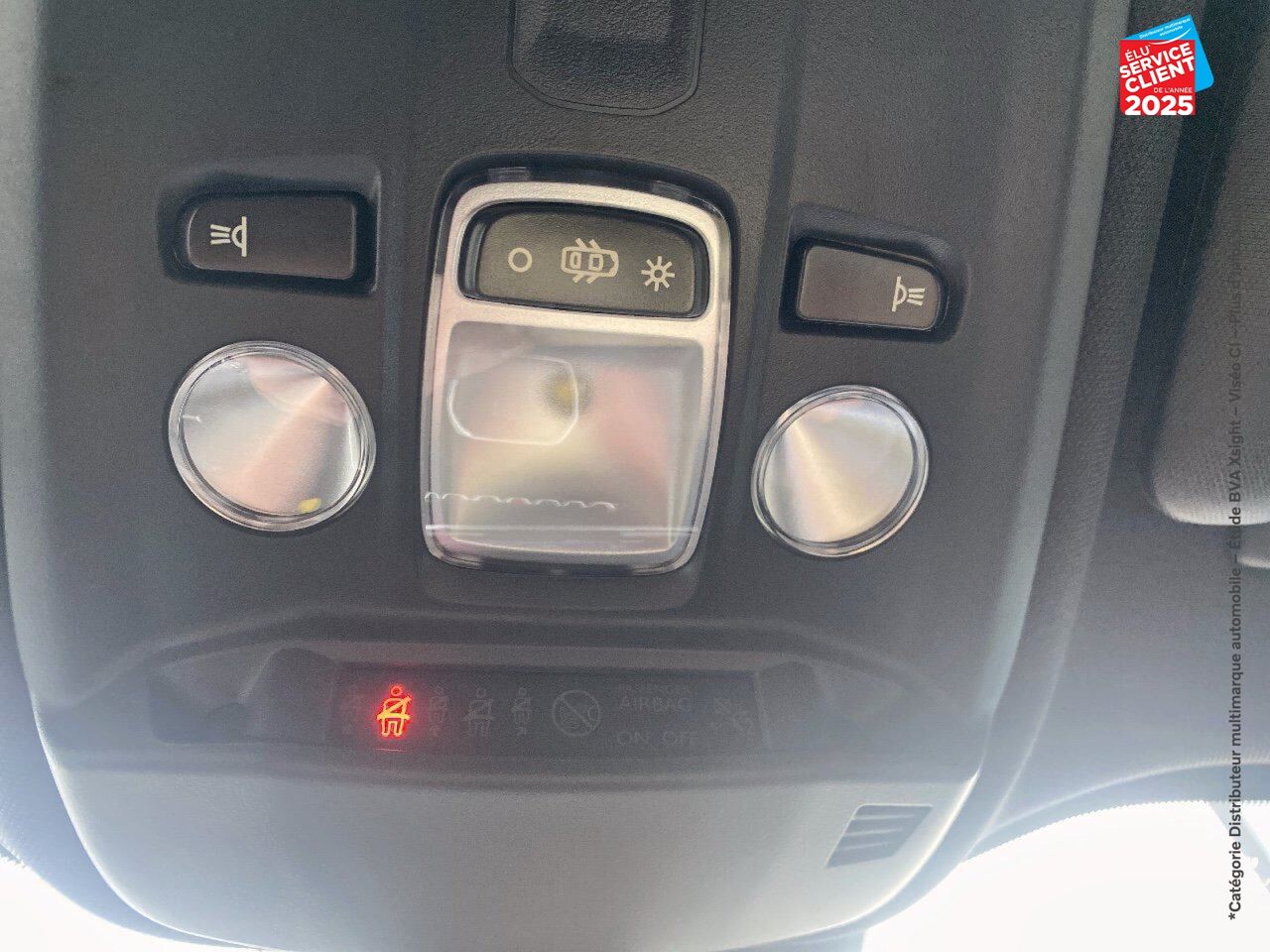 Véhicule d'occasion PEUGEOT 2008 1.2 PURETECH 100CH S/S ALLURE PACK CAMERA CARPLAY chez Renault Saint-Louis