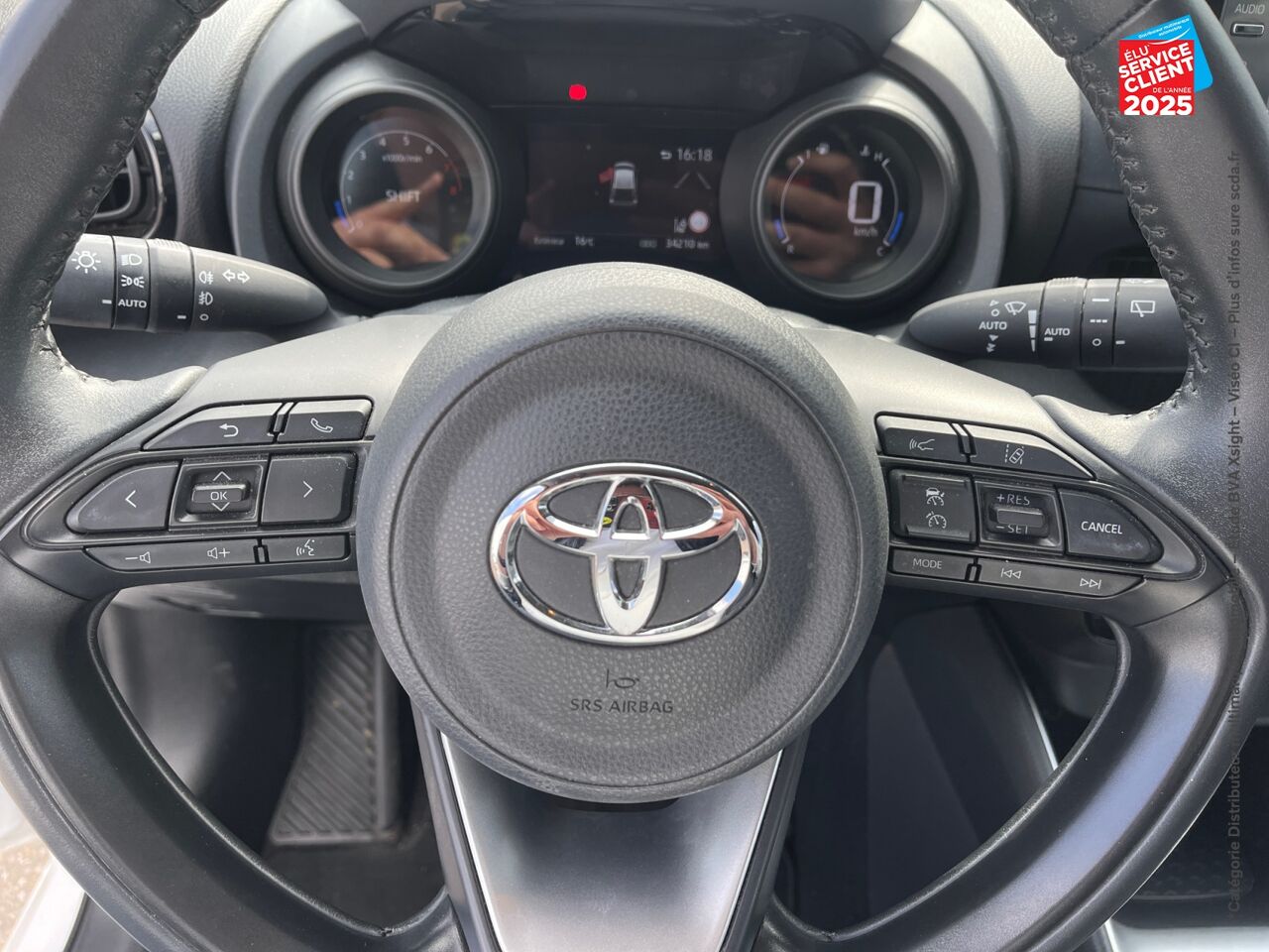 Véhicule d'occasion TOYOTA YARIS 120 VVT-I DESIGN 5P MY21 CAMERA chez Hyundai Reims