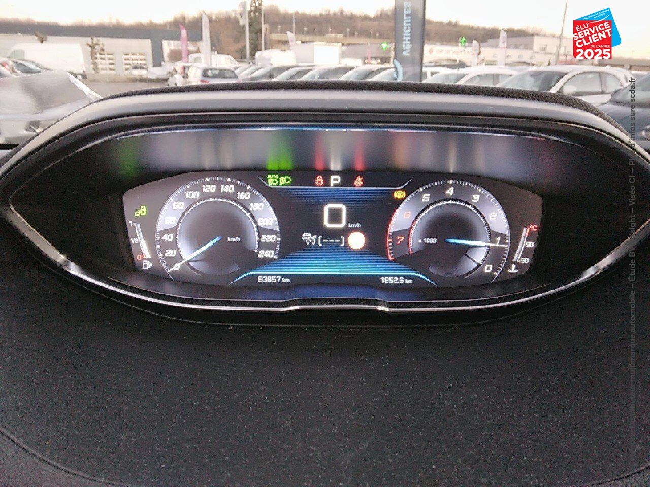 Véhicule d'occasion PEUGEOT 3008 1.2 PURETECH 130CH E6.C ALLURE SS EAT8 chez Toyota Thionville