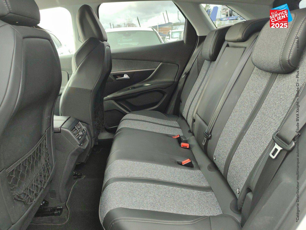 Véhicule d'occasion PEUGEOT 3008 1.6 BLUEHDI 120CH GT LINE SS EAT6 chez BMW Dole