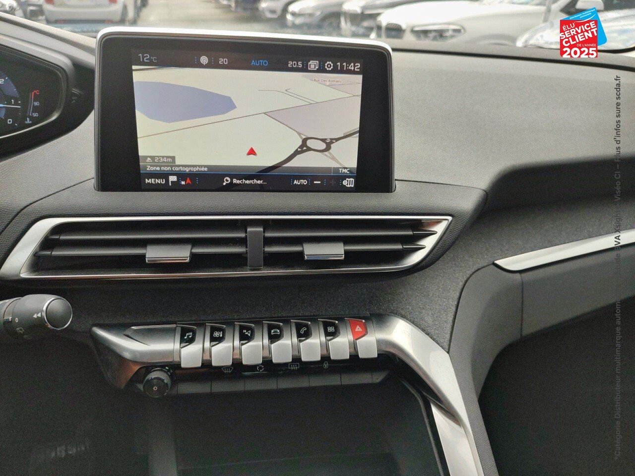 Véhicule d'occasion PEUGEOT 3008 1.6 BLUEHDI 120CH GT LINE SS EAT6 chez BMW Dole