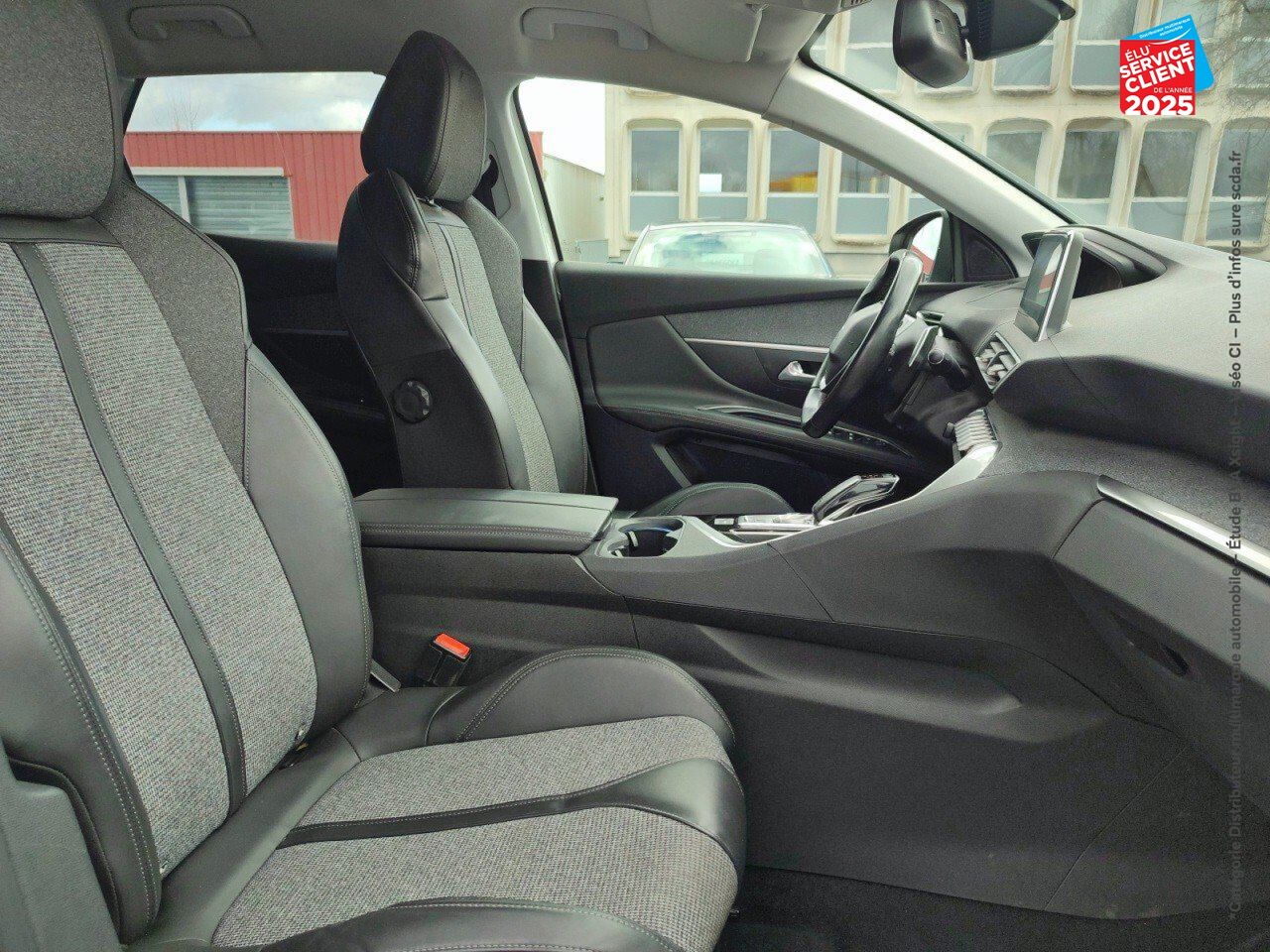 Véhicule d'occasion PEUGEOT 3008 1.6 BLUEHDI 120CH GT LINE SS EAT6 chez BMW Dole