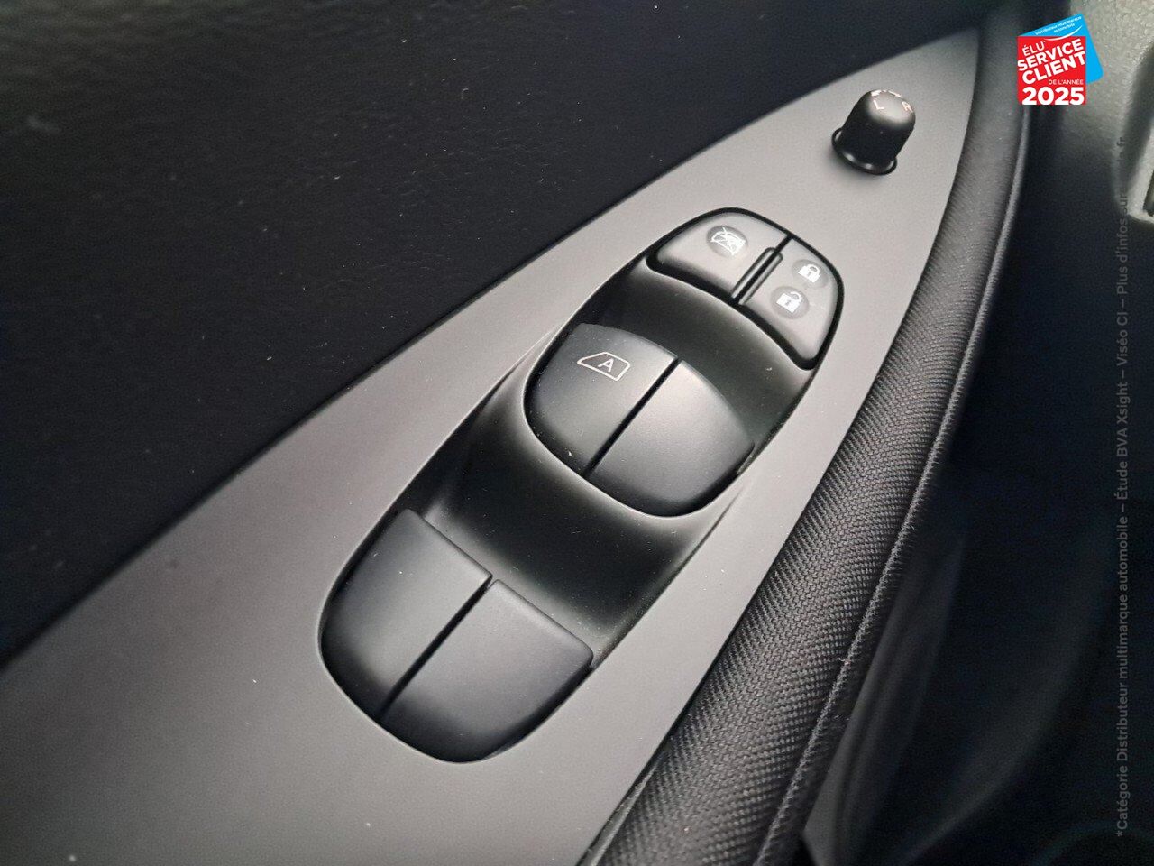 Véhicule d'occasion NISSAN LEAF 150CH 40KWH ACENTA 22 chez Toyota Thionville
