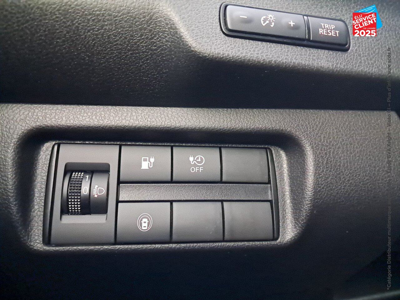 Véhicule d'occasion NISSAN LEAF 150CH 40KWH ACENTA 22 chez Toyota Thionville