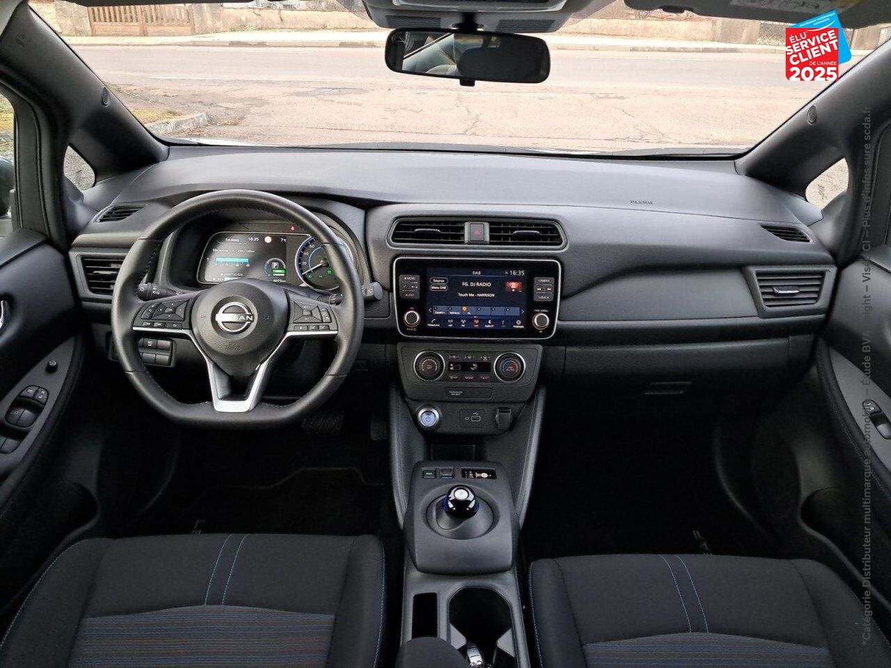 Véhicule d'occasion NISSAN LEAF 150CH 40KWH ACENTA 22 chez Toyota Thionville